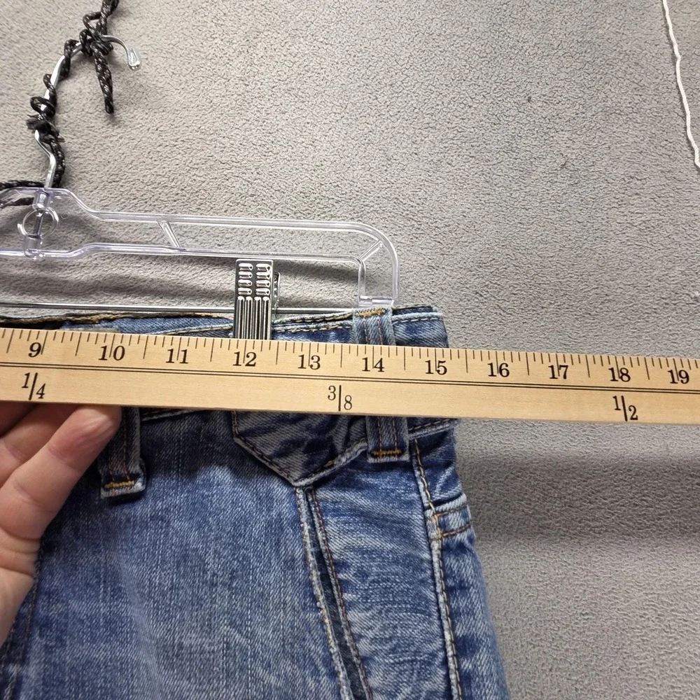 Levis 11717 important